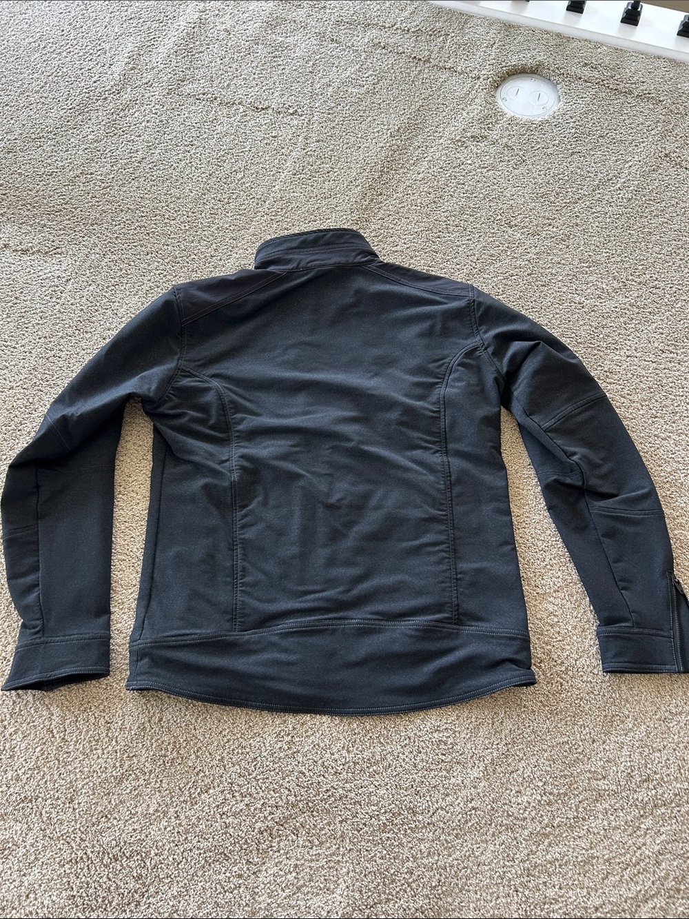 Kuhl Men's Black Full-Zip Softshell Jacket - Picture 7 of 8